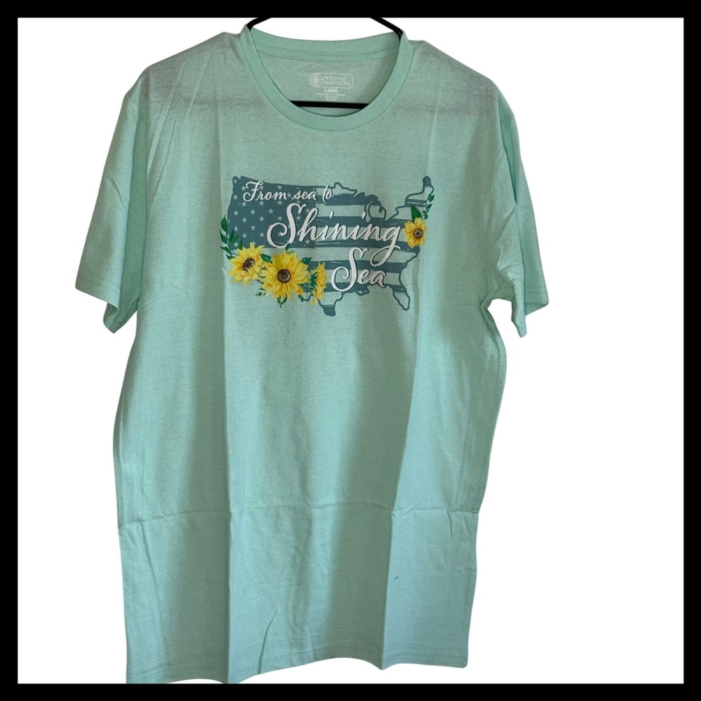 NWOT Pivotal Partners Mens Large Mint Green From Sea To Shining Sea Sunflower